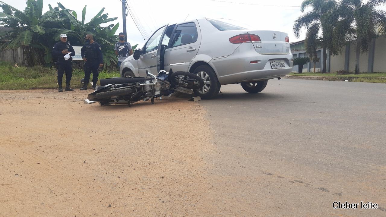 ACIDENTE! entre carro e moto na av Brasil, T26 Jipa (Fotos)