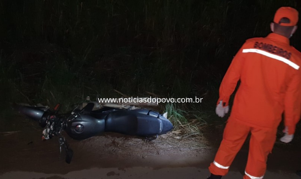 Jaru: Motociclista morre atropelado por carreta na entrada do Frigon (fotos)