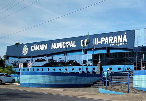 Ji-Paraná: MP entra com Ação Direta de Inconstitucionalidade contra leis que aumentaram salários de políticos