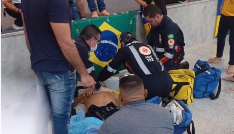 FULMINANTE: Pastor Sofre Infarto Durante Vigília Por Bolsonaro