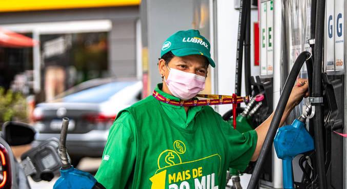 Etanol pode ficar mais caro nas bombas dos postos brasileiros