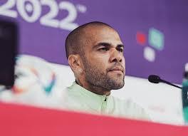 DANIEL ALVES É PRESO PELA JUSTIÇA DA ESPANHA SEM DIREITO A FIANÇA