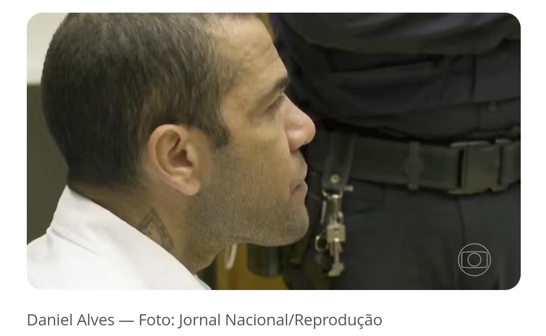 Jogador  Daniel Alves é solto