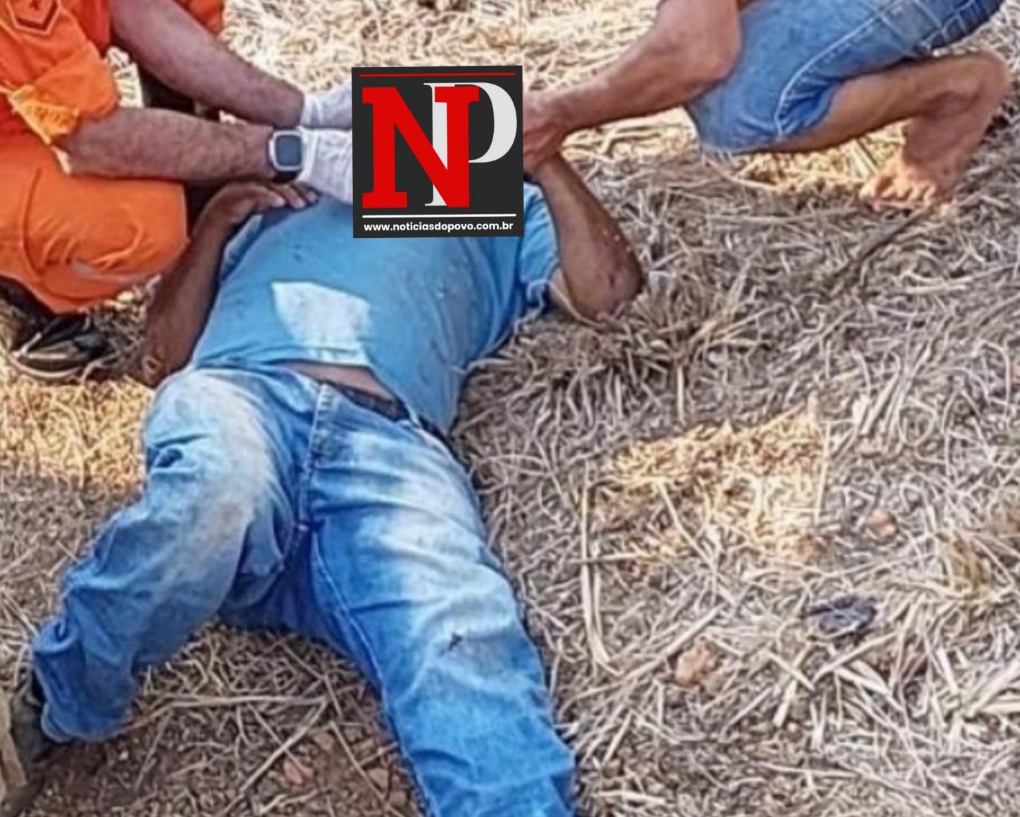 Condutor é socorrido após acidente