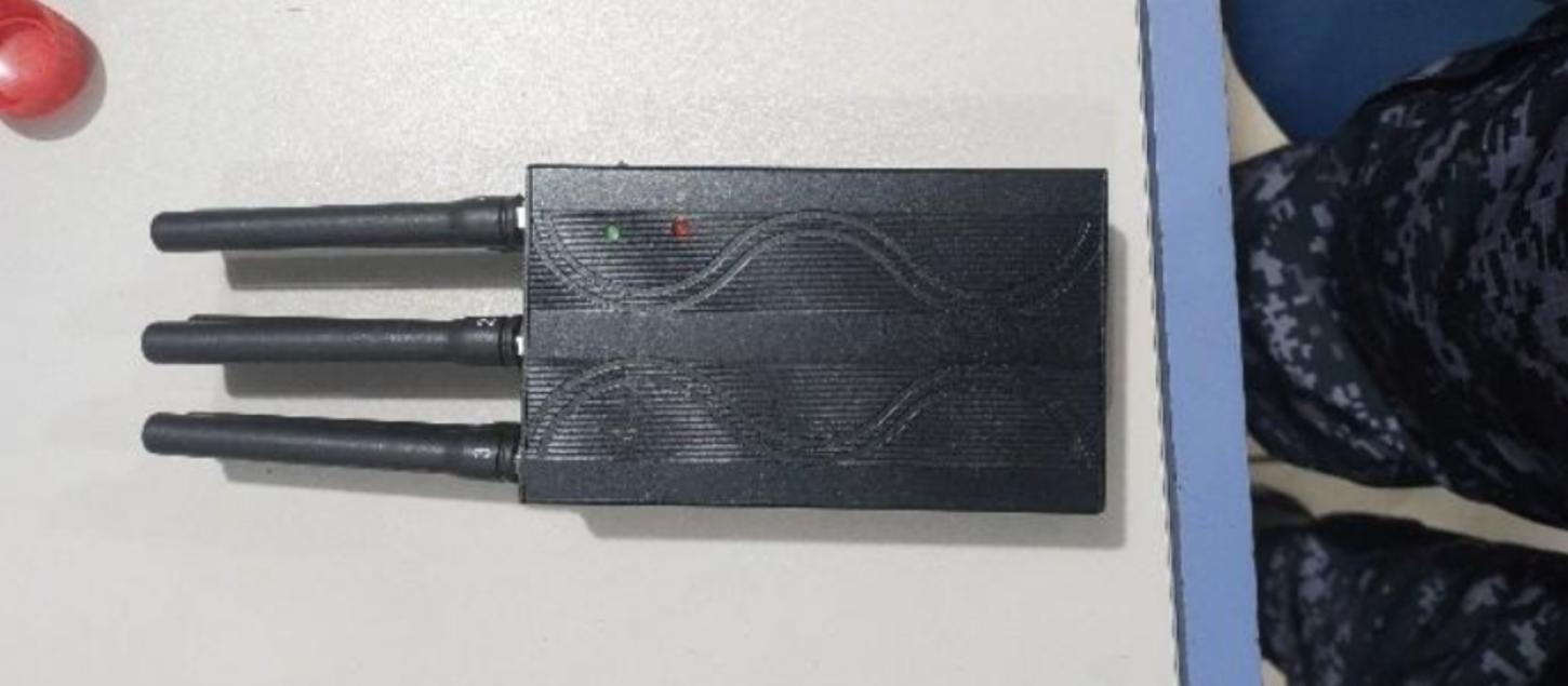 bloqueador de sinais de rádio e celulares.
