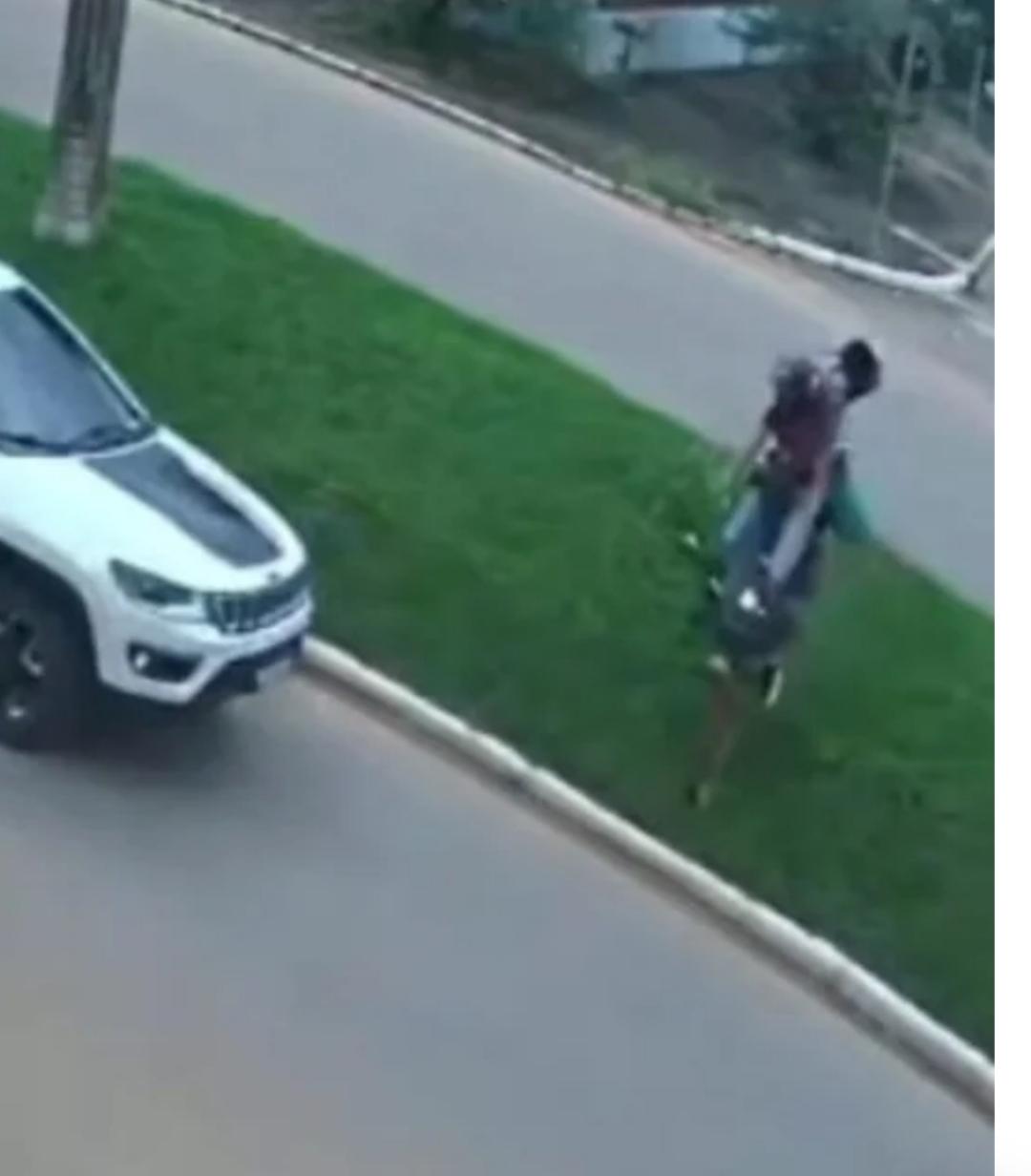 Vídeo:MULHER E CRIANÇA MORREM EM GRAVE ACIDENTE .