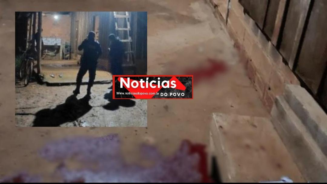 Jovem é morto a golpes de facão.