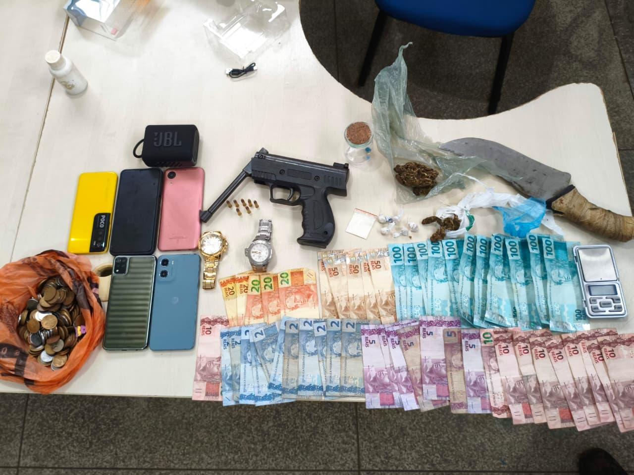 DROGAS ARMA, E DINHEIRO.