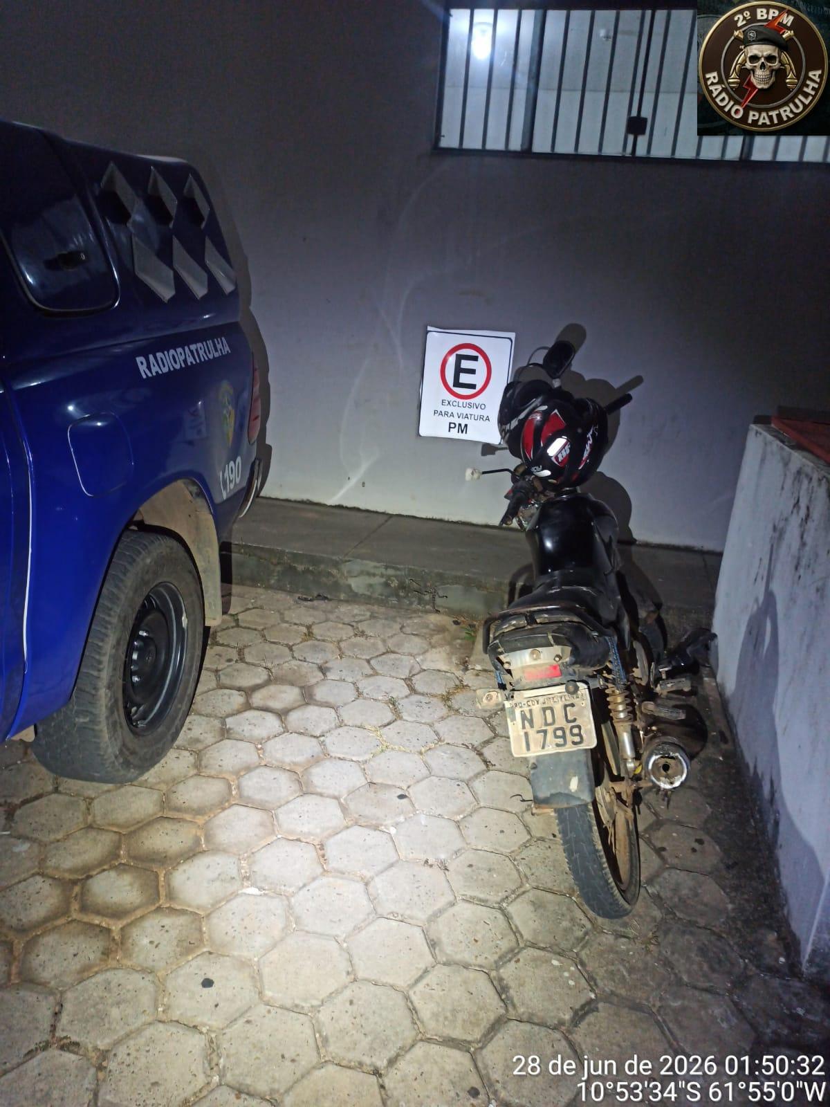 POLÍCIA MILITAR RECUPERA MOTOCICLETA FURTADA.