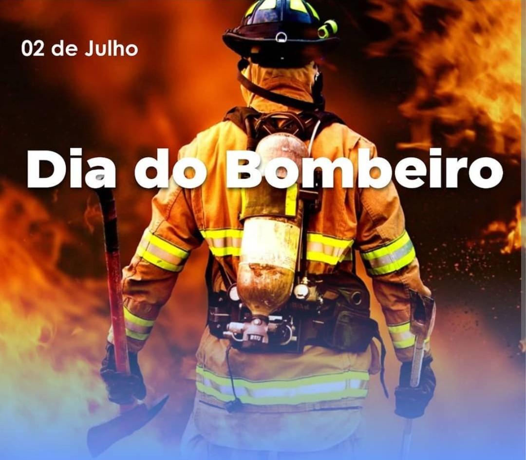 Corpo de Bombeiros recebe homenagens. 