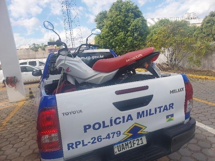 Pm recupera motocicleta furtada. 