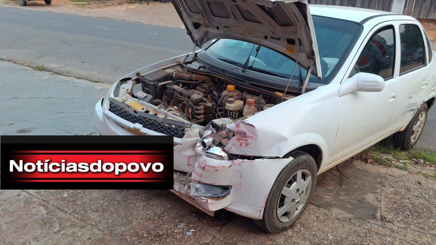 Colisão entre carros