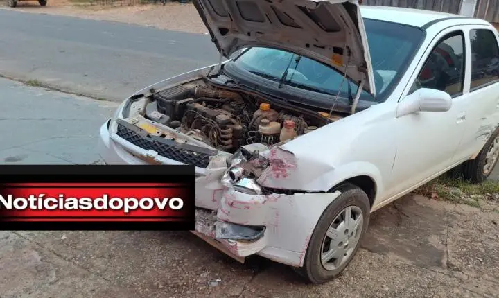 Colisão entre carros
