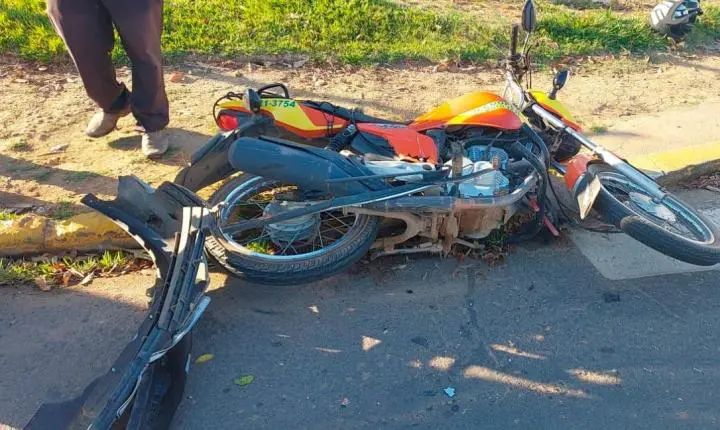 Mulher grávida é encaminhada para UTI. 