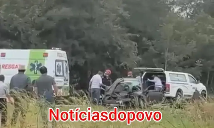  Vídeo:Colisão frontal resulta em morte. 
