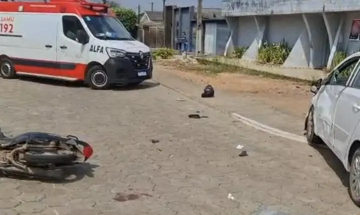  Vídeo Condutora avança preferencial e colidi em carro