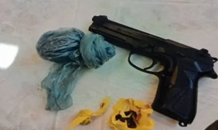 Homem é preso com maconha
